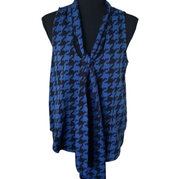 Tops - Houndstooth Pussy Bow Neck Sleeveless Blouse